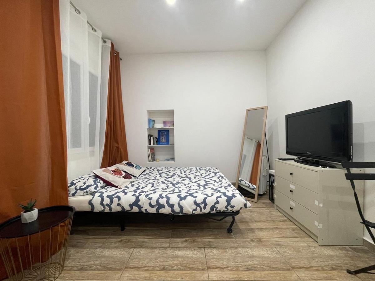 Cosy Studio Vieux Nice A 2 Pas De La Mer Exterior photo